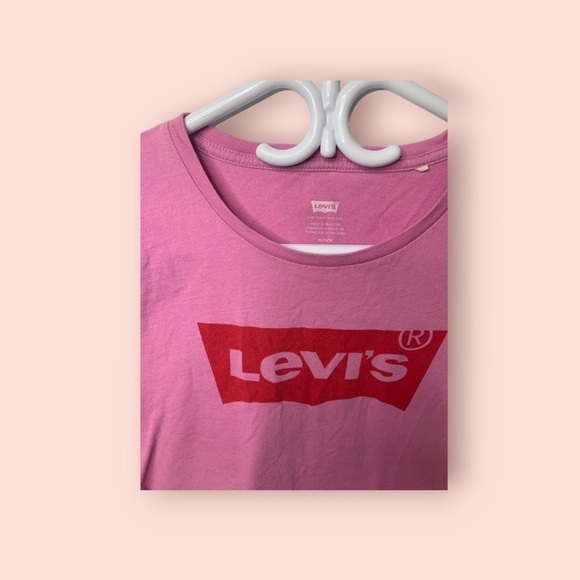 Pink Levi’s Logo Tee,  Size M - Picture 4 of 6